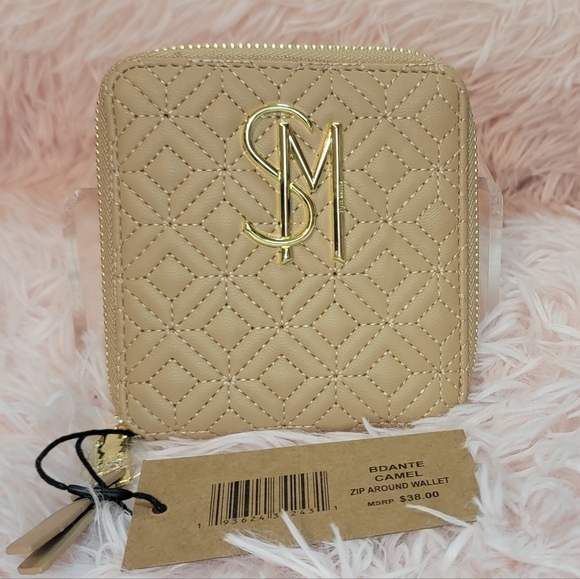 Steve Madden Handbags - Steve Madden BDante Camel Wallet